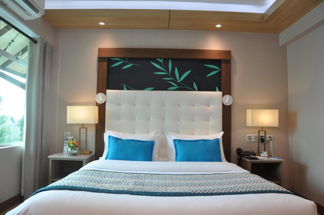Acuatico Beach Resort & Hotel Inc. ซานฮวน ภายนอก รูปภาพ