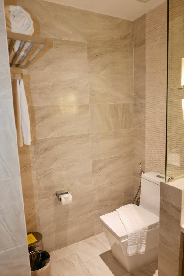 Acuatico Beach Resort & Hotel Inc. ซานฮวน ภายนอก รูปภาพ
