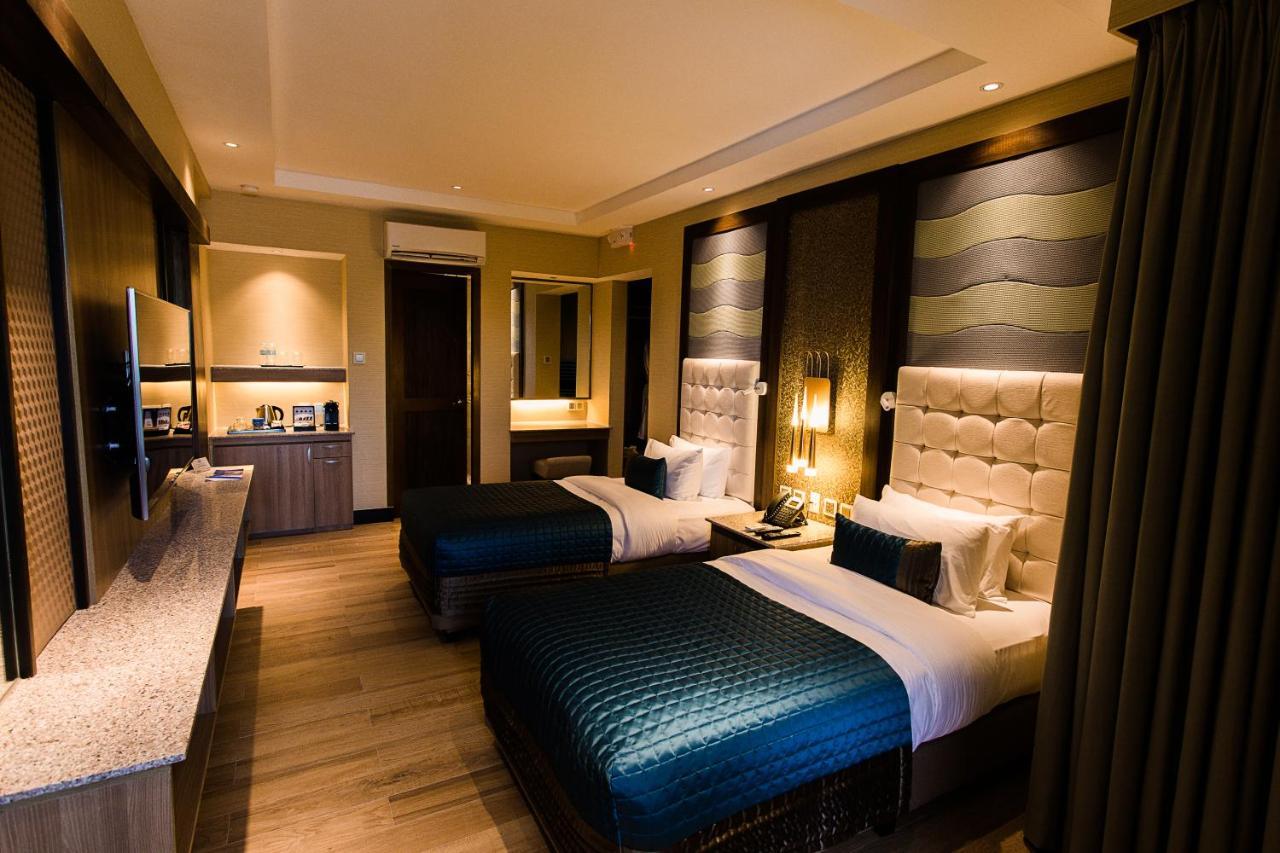 Acuatico Beach Resort & Hotel Inc. ซานฮวน ภายนอก รูปภาพ
